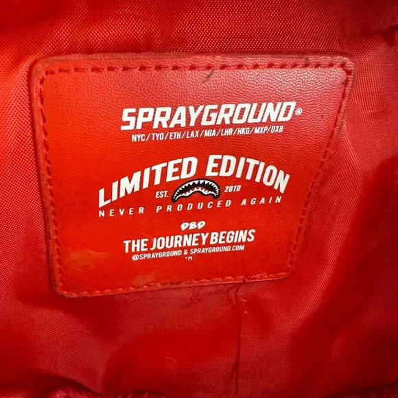 Sprayground Shark Mouth Fanny Pack Designer Belt Bag Crossbody Bag - Picture 15 of 16